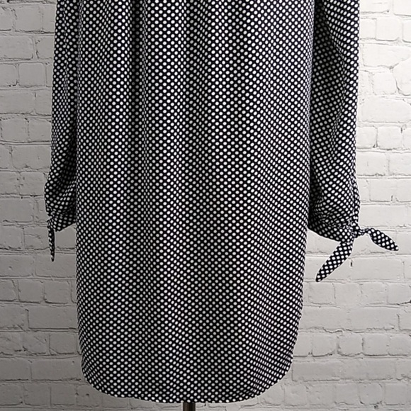 NWT EXPRESS Off Shoulder Polka Dot Shift Dress - Picture 8 of 10